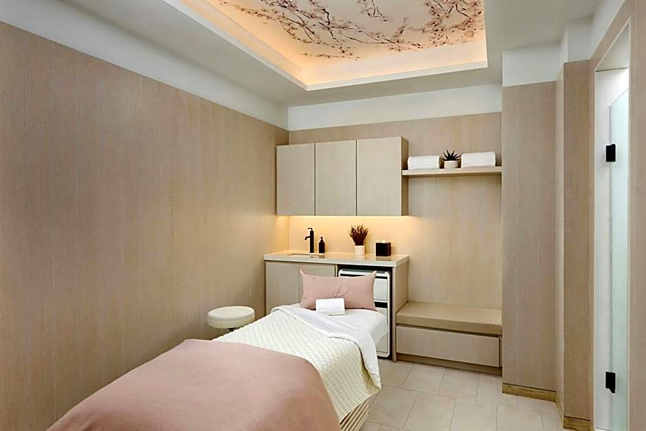 The Pearle Hotel & Spa, Autograph Collection