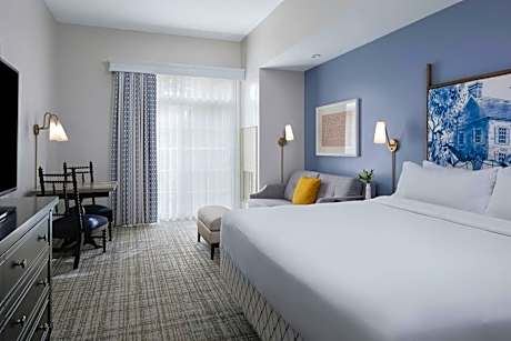 One-Bedroom Villa with Transfer Shower - Mobility Accessible