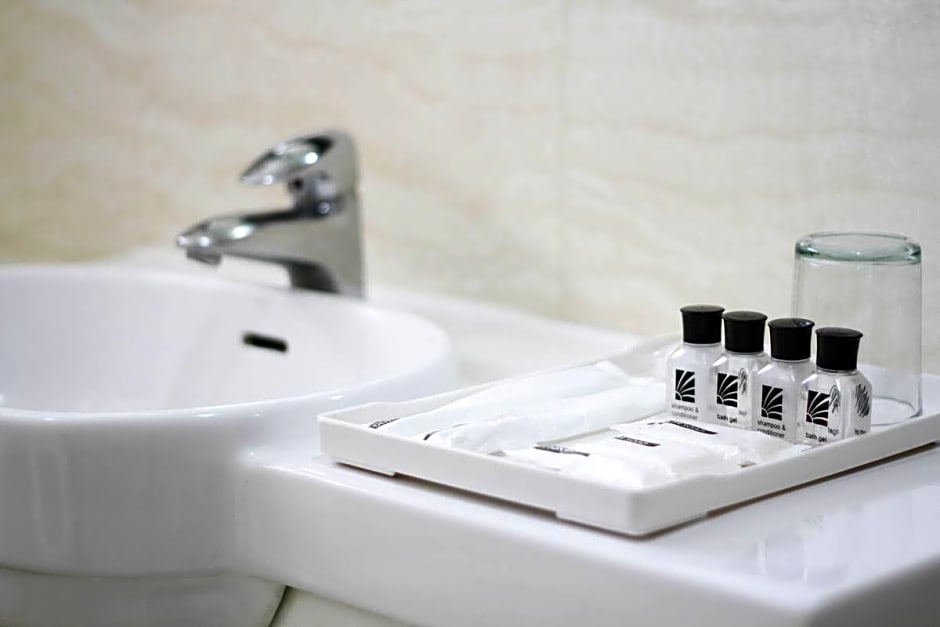 Paseo Premiere Hotel