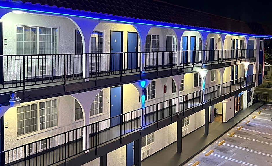 Cloud 9 Inn LAX