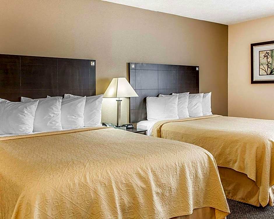 Quality Inn & Suites Mattoon South