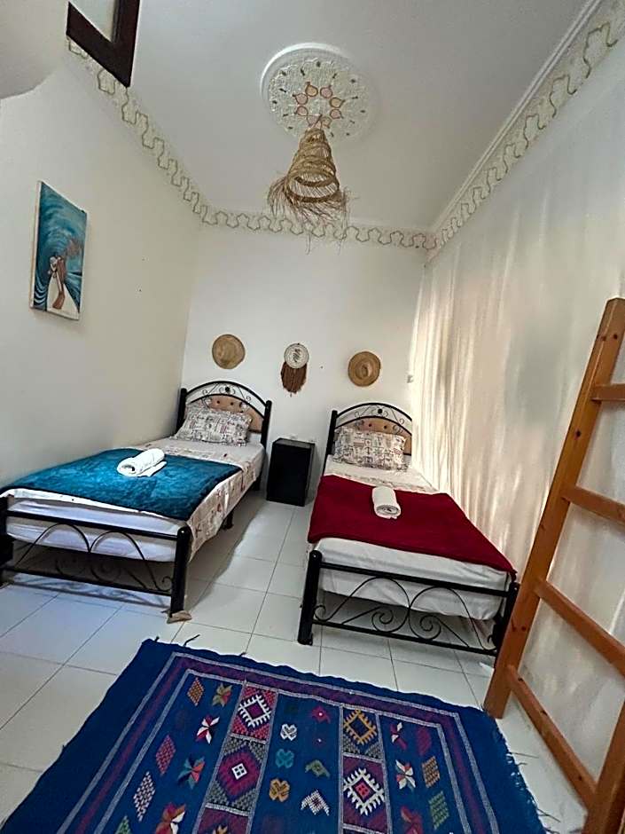 Photo 1 of 19 of Economy 2 Beds