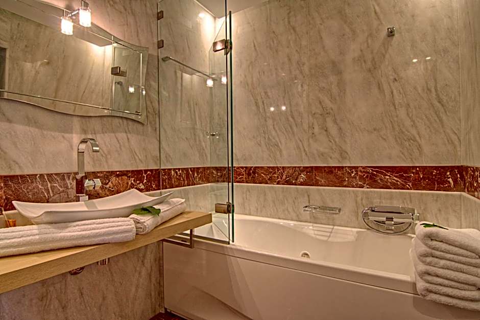 Bellagio Luxury Boutique Hotel