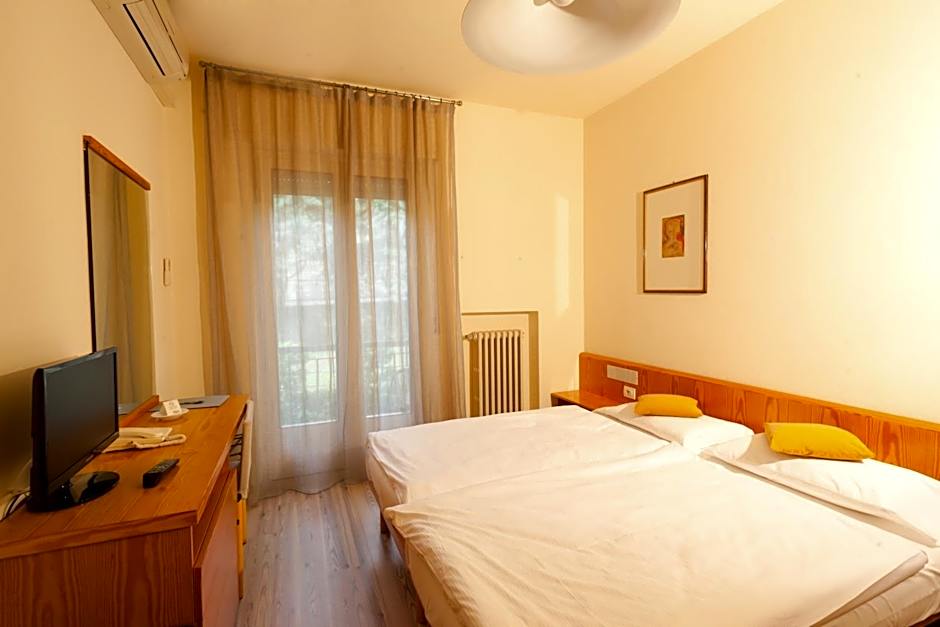 Club Hotel Olivi - Tennis Center