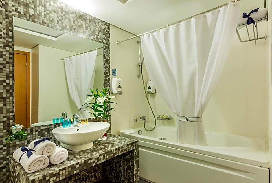 Photo 1 of 1 of Junior Suite, Sea View