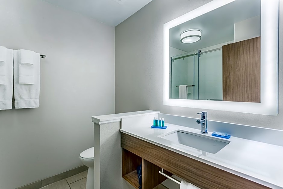 Holiday Inn Express & Suites Hammond By IHG