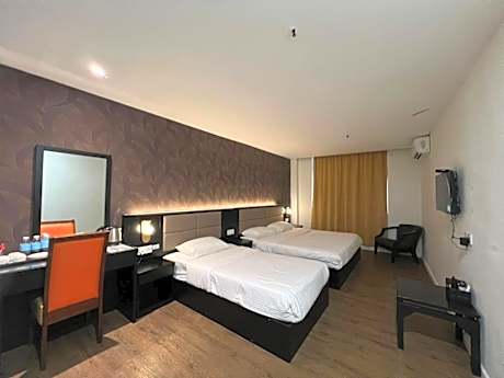 Triple Room with Shower