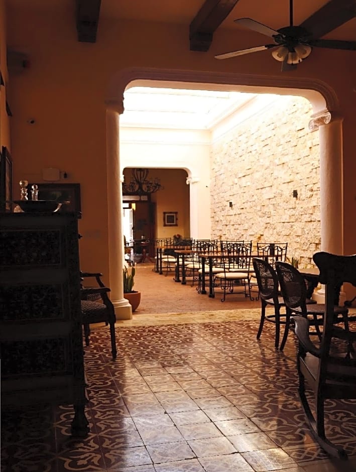 Hotel & Hostal Boutique Casa Garza