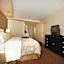 Plaza Inn & Suites