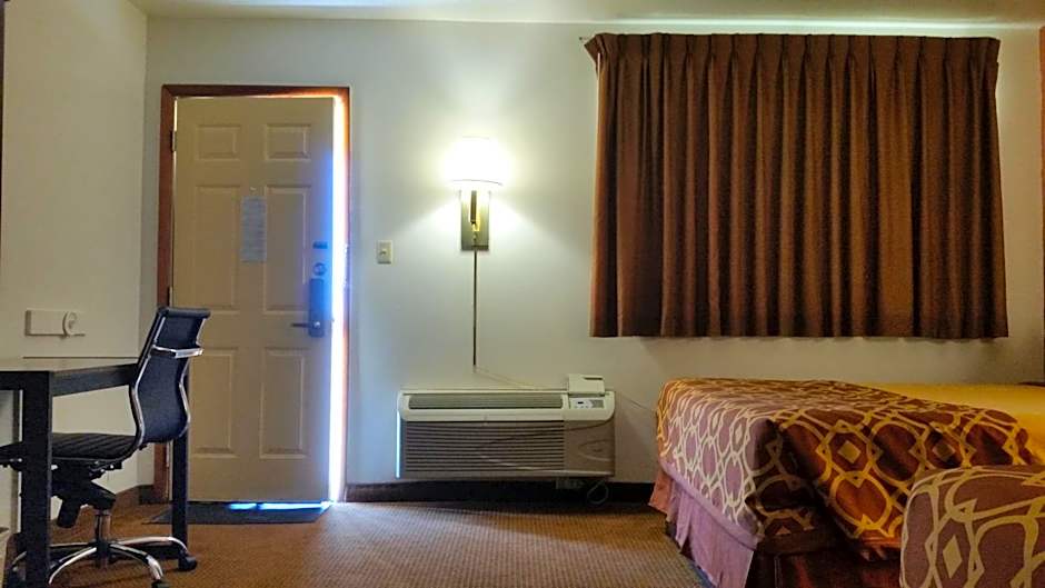 Americas Best Value Inn Liberal