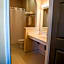 Marinwood Inn & Suites