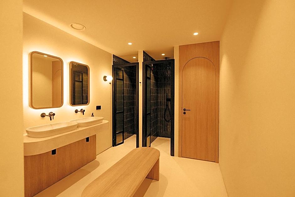Aethos Hotel Saragano
