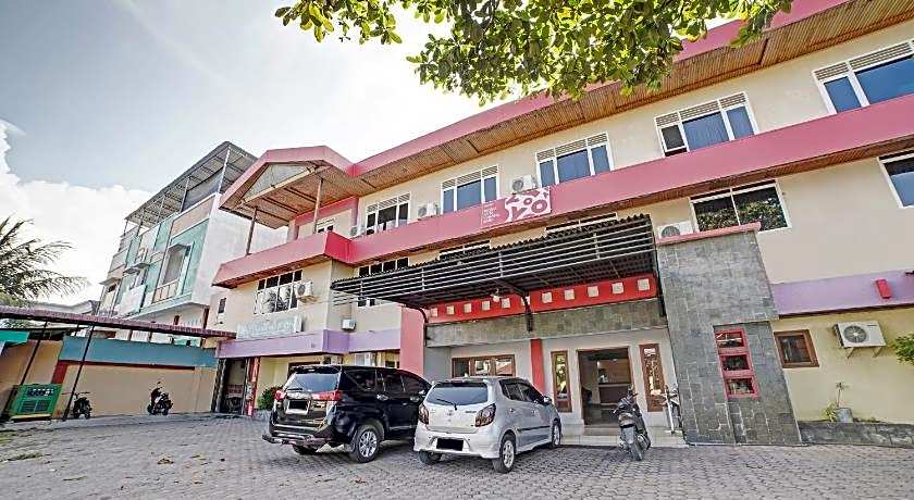 OYO 90487 Wisma Kuta Karang Baru