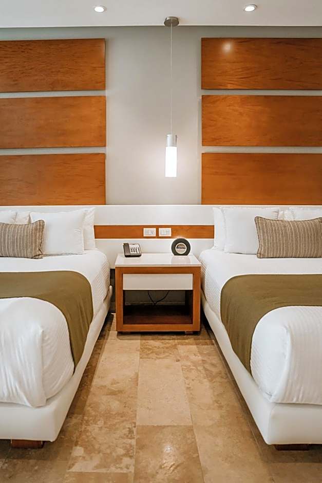 The Reef 28 - Adults Only - All Suites - Optional Gourmet All Inclusive