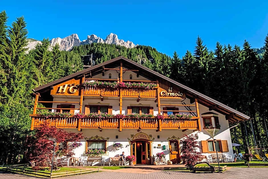 Hotel Garnì Il Cirmolo