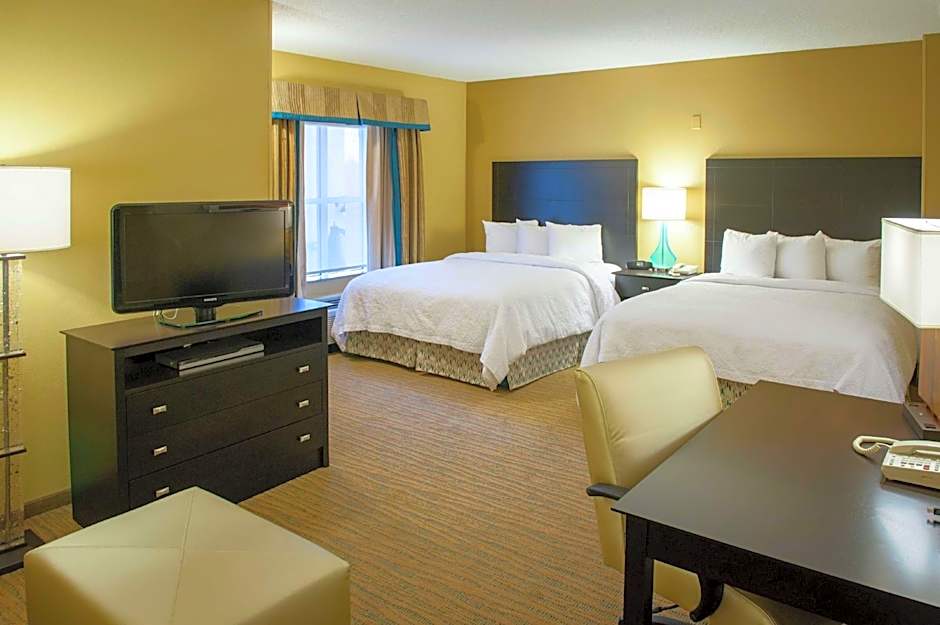 Hampton Inn By Hilton & Suites St. Petersburg/Downtown