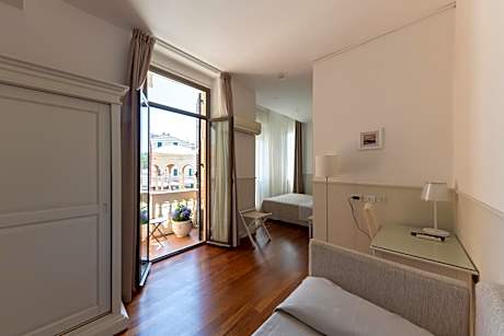 Quadruple Room with Partial Sea View