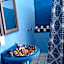 Riad Lola