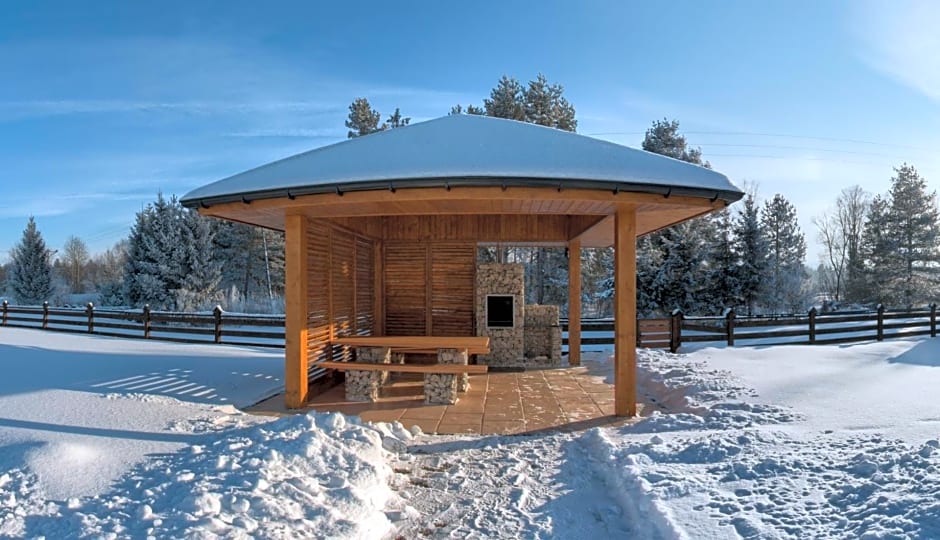 Domki nad jeziorem czorsztyńskim