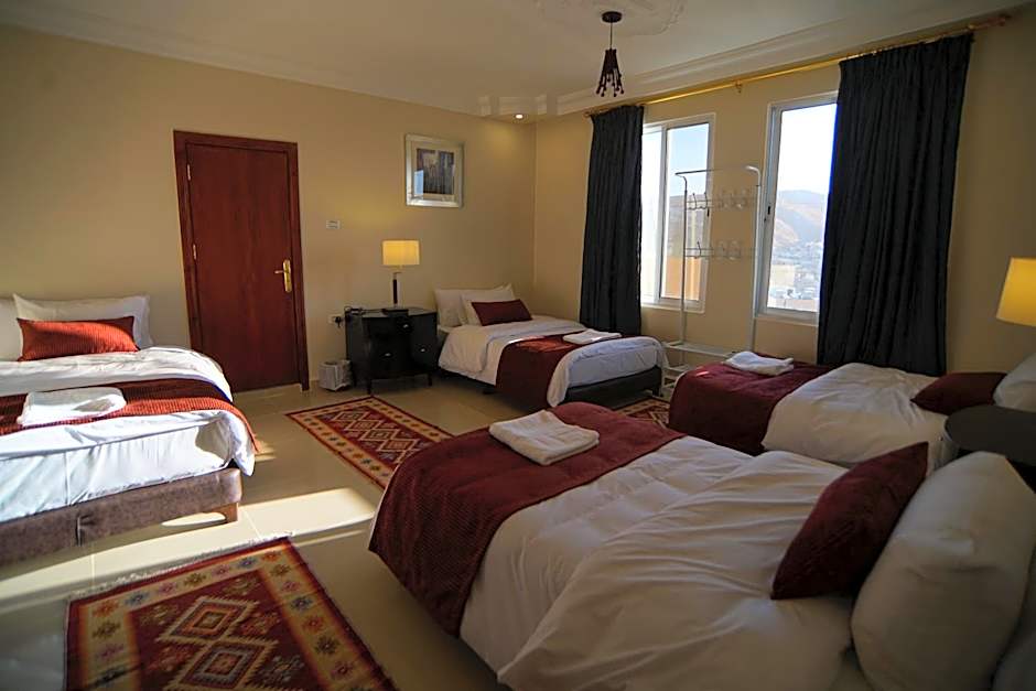 Over Mountains Hotel