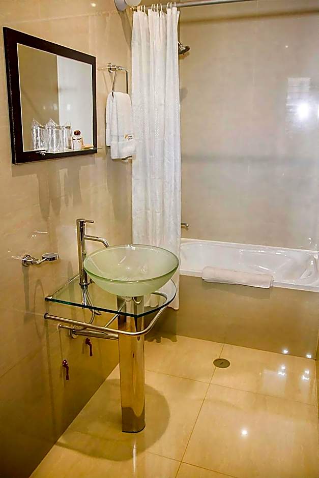 Hotel Monasterio San Pedro