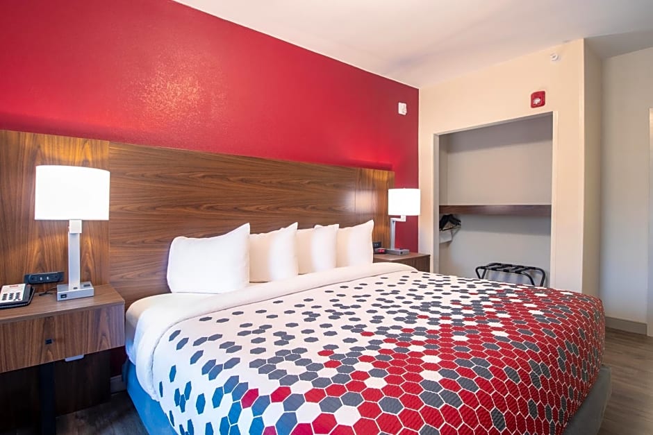 Econo Lodge Inn & Suites Foley-North Gulf Shores