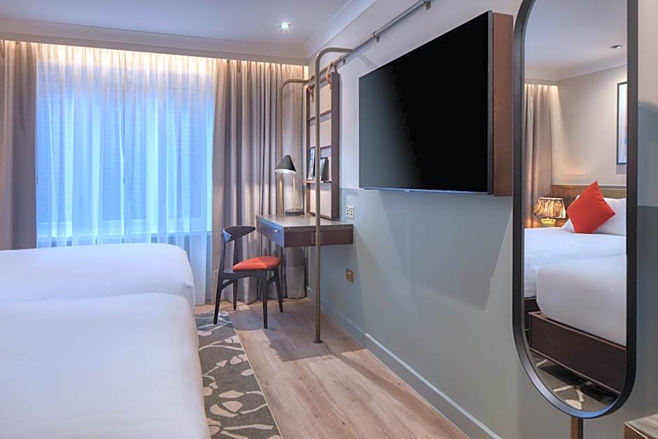 The Samuel Ryder Hotel St Albans, Tapestry Collection Hilton