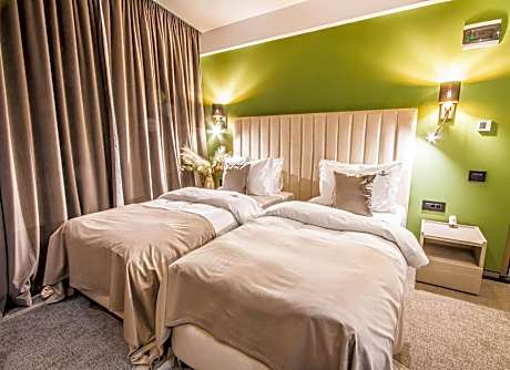 Twin Room with Extra Bed