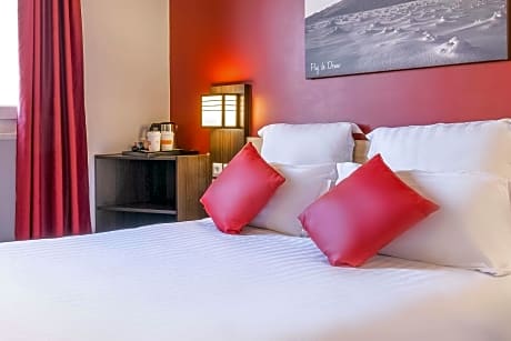 Double Bed, Nonsmoking -  Single use