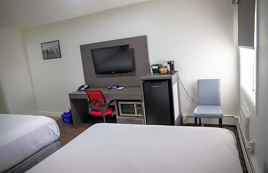 Ramada by Wyndham Dawson Creek