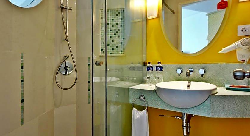 Harris Hotel & Conventions Festival Citylink