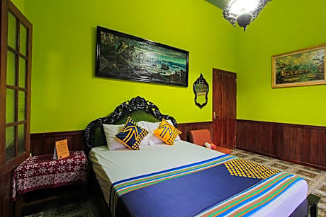 SPOT ON 2490 Griya Kencana Homestay