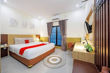 RedDoorz Plus @ La Asiana Guest house