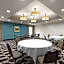La Quinta Inn & Suites by Wyndham Columbus - Edinburgh