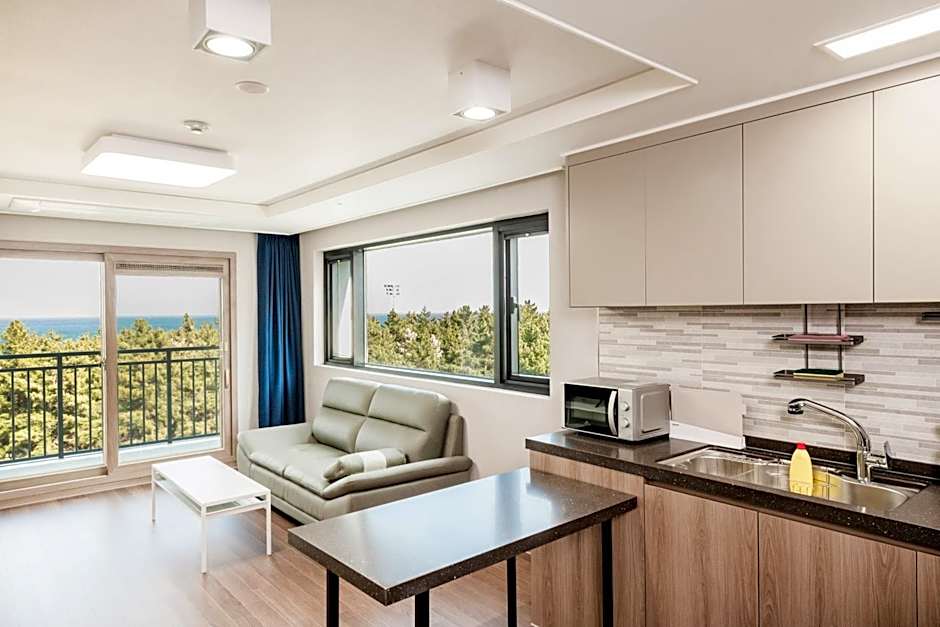 Risen Ocean Park Hotel