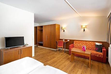 Standard Double Room with Mountain View