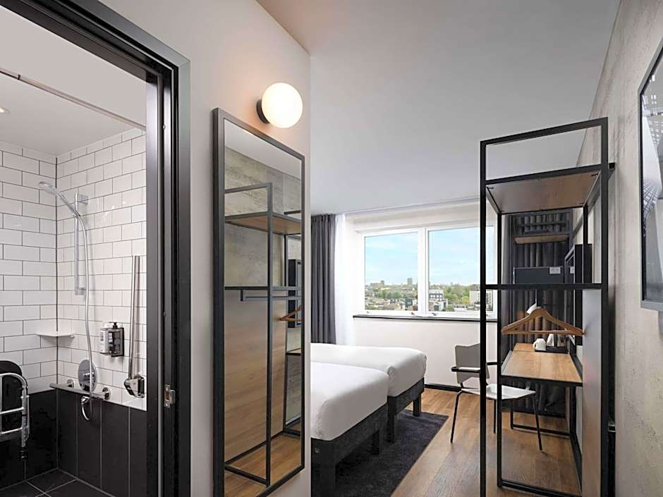 Ibis London Earls Court Hotel