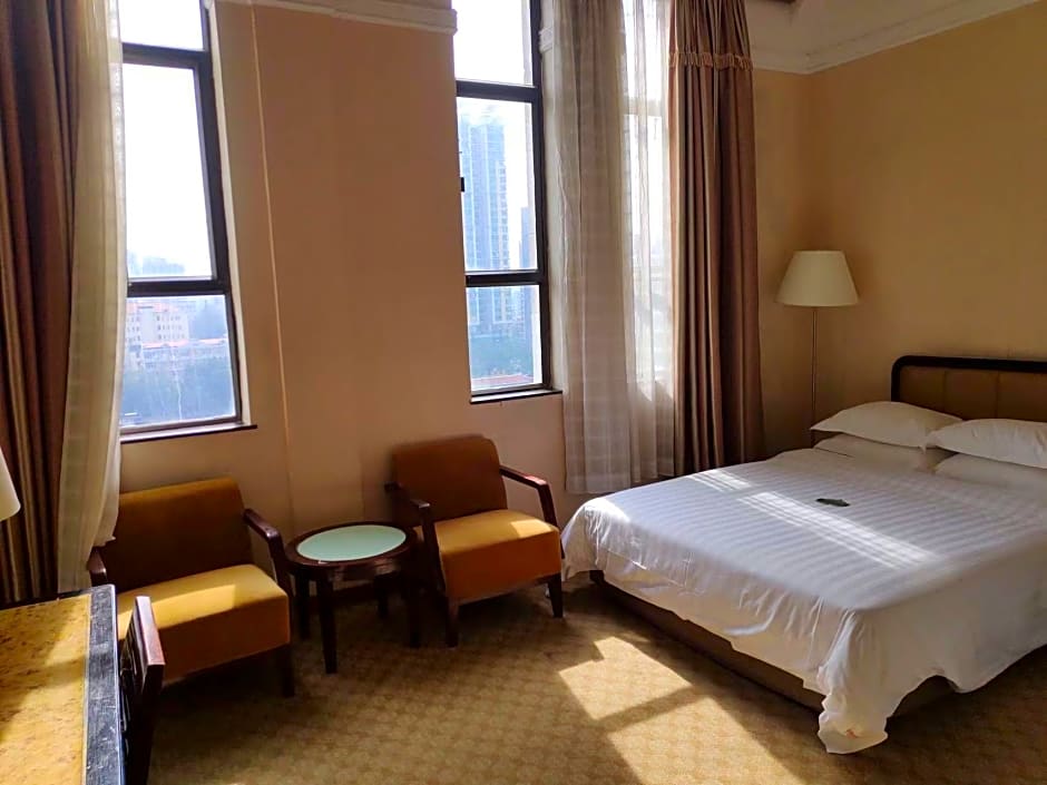 Guangzhou Aiqun Hotel