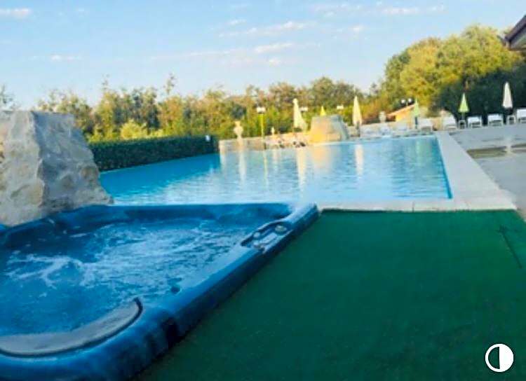 Green Park Hotel & Residence