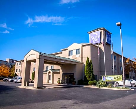 Sleep Inn & Suites at Concord Mills