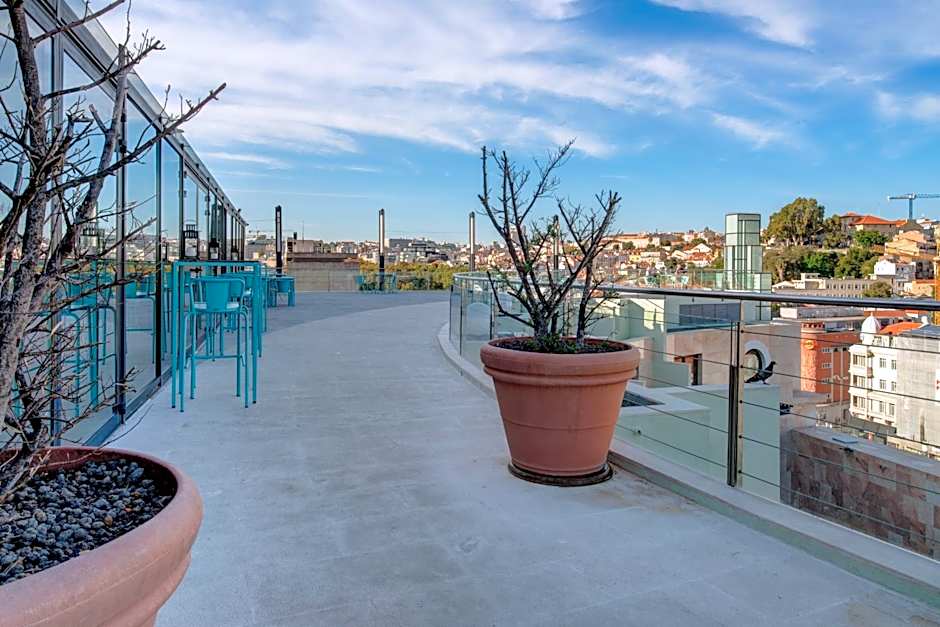 VIP Executive Eden Aparthotel