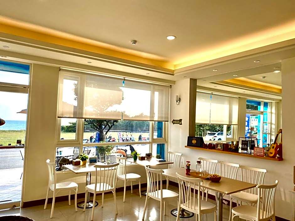 LoveSea 126 Beach Inn