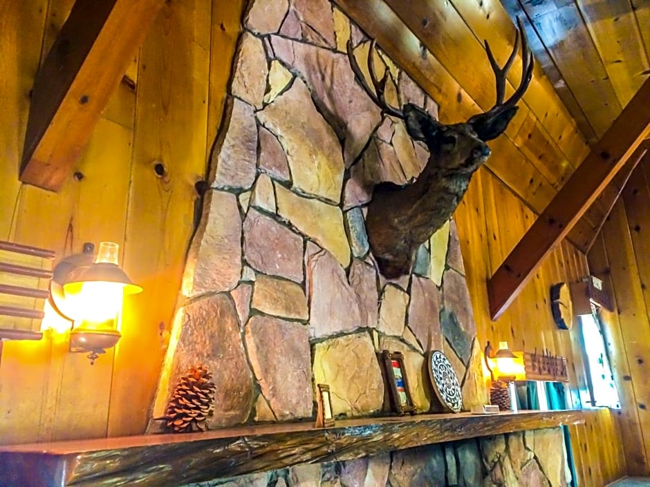 ITH Big Bear Lake Hostel & Retreat Center