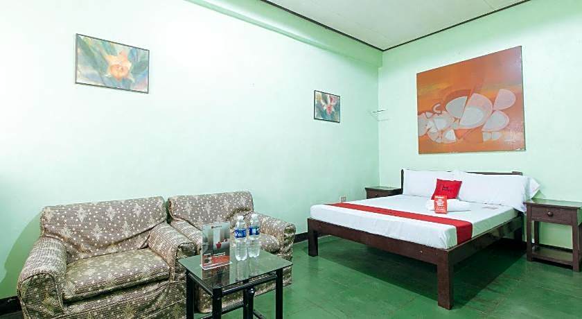 RedDoorz @ Western Highway Lodge Hotel