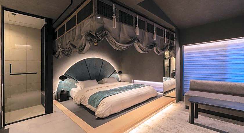 moire HOTEL YOSHIWARA