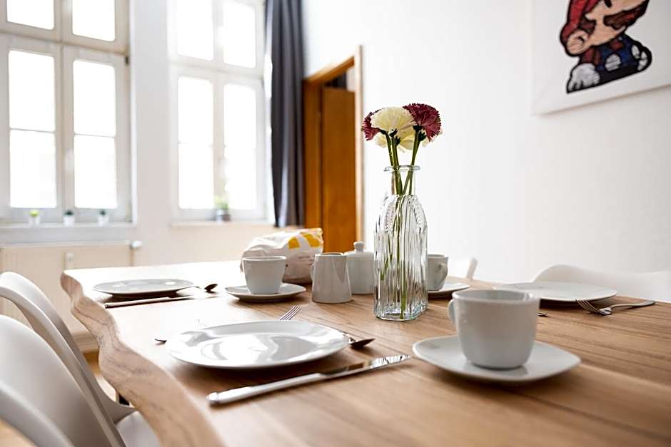 Apartments an der Oper - Innenstadt - Zentral - Küche - Wifi - Powered by Ko-Living