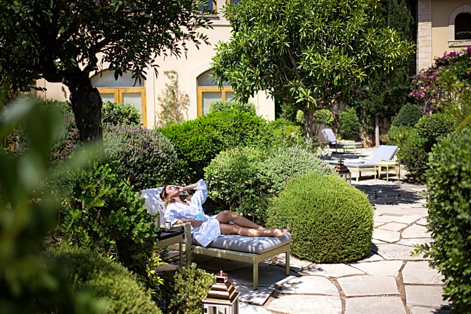 Aphrodite Hills Residences Apartments