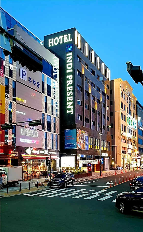 Guri Galmae Indi Present Hotel