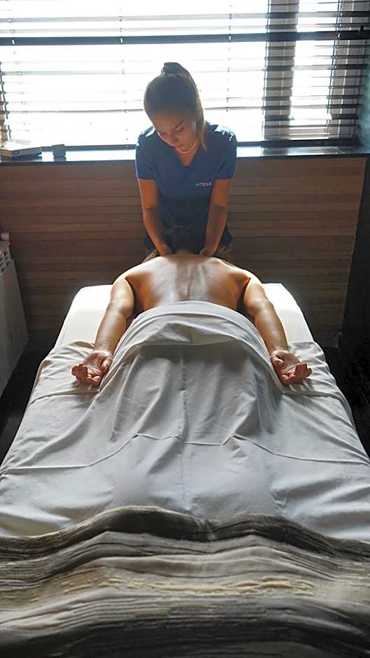 Radisson Blu Acqua Hotel & Spa Concon