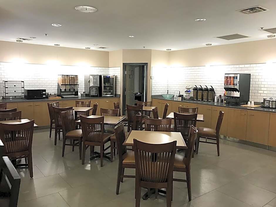 Country Inn & Suites by Radisson, Dalton, GA